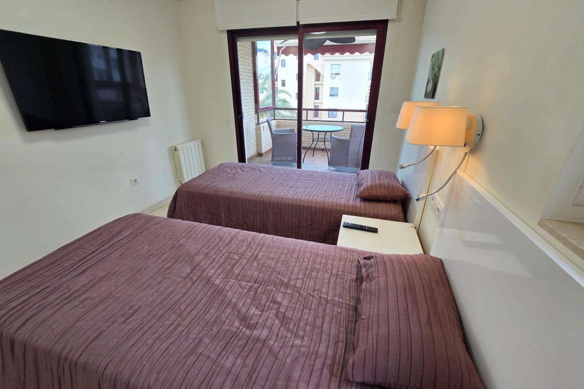 Alquiler a largo plazo - Apartamento / piso -
Alfaz del Pi - Albir