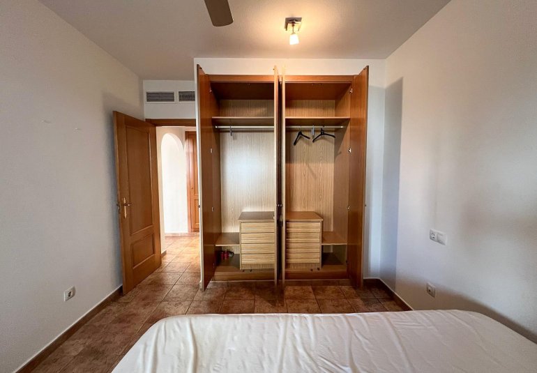 Herverkoop - Appartement / flat -
Villajoyosa - Cala Villajoyosa