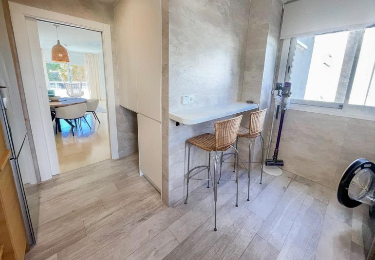 Herverkoop - Flat -
Alfaz del Pi - Albir