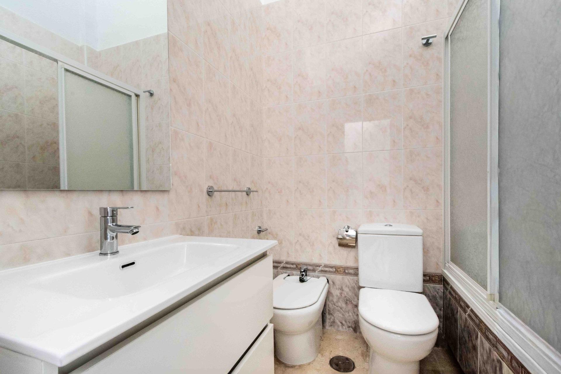 Herverkoop - Herenhuis -
Alfaz del Pi - Albir