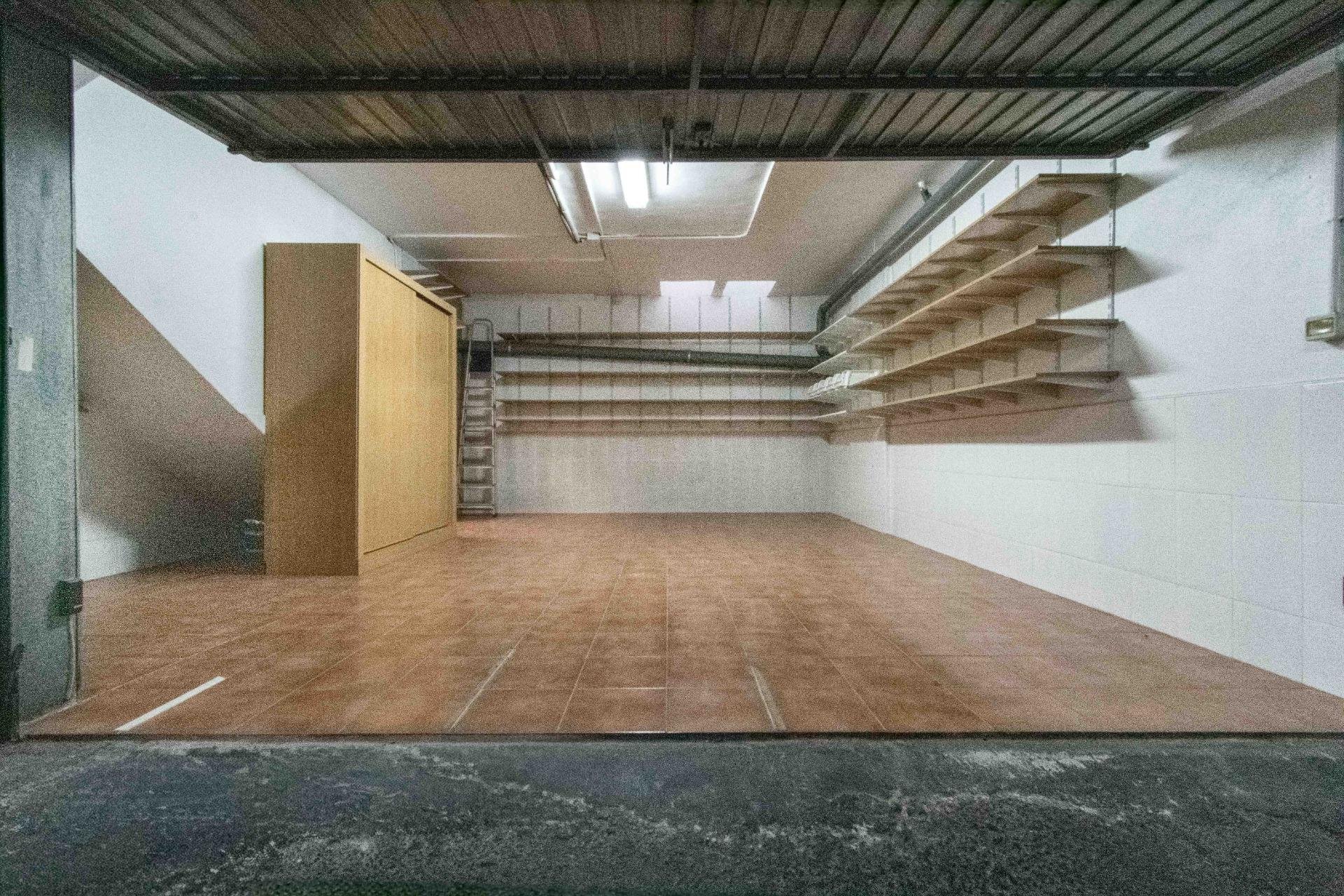 Herverkoop - Herenhuis -
Alfaz del Pi - Albir