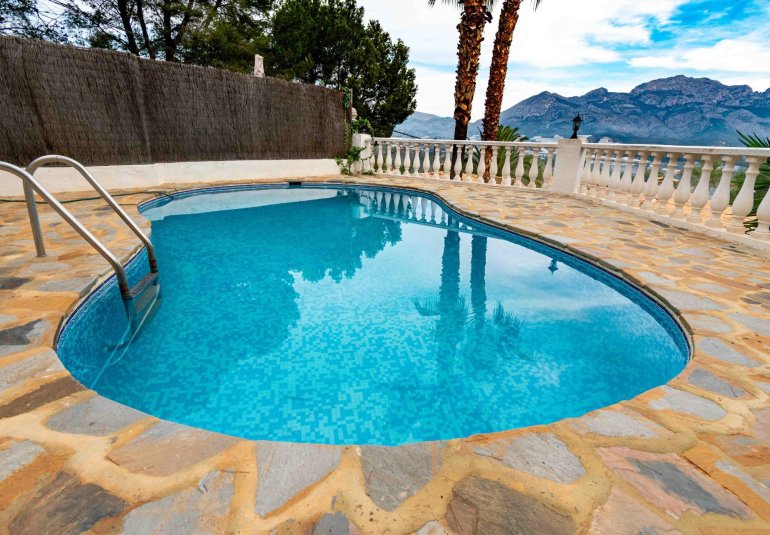 Herverkoop - Herenhuis -
La Nucía - La nucia