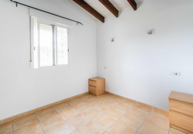 Herverkoop - Herenhuis -
La Nucía - La nucia