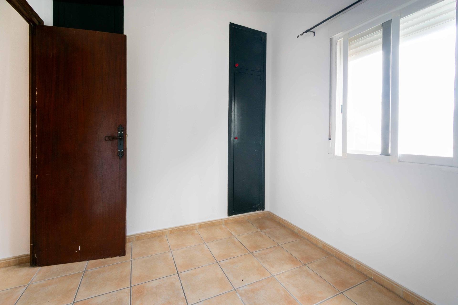 Herverkoop - Herenhuis -
La Nucía - La nucia