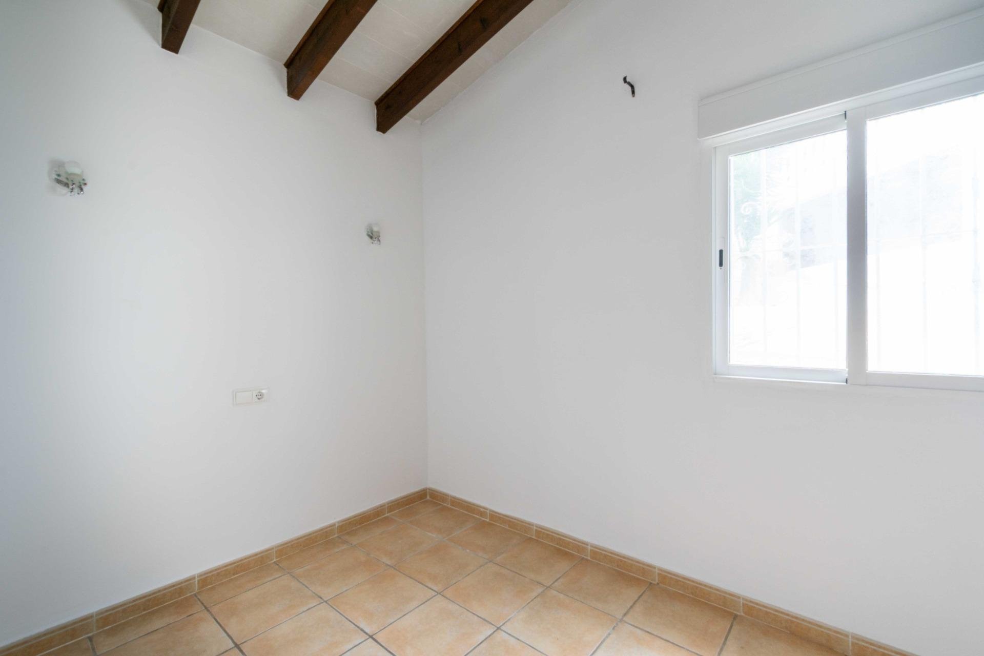 Herverkoop - Herenhuis -
La Nucía - La nucia