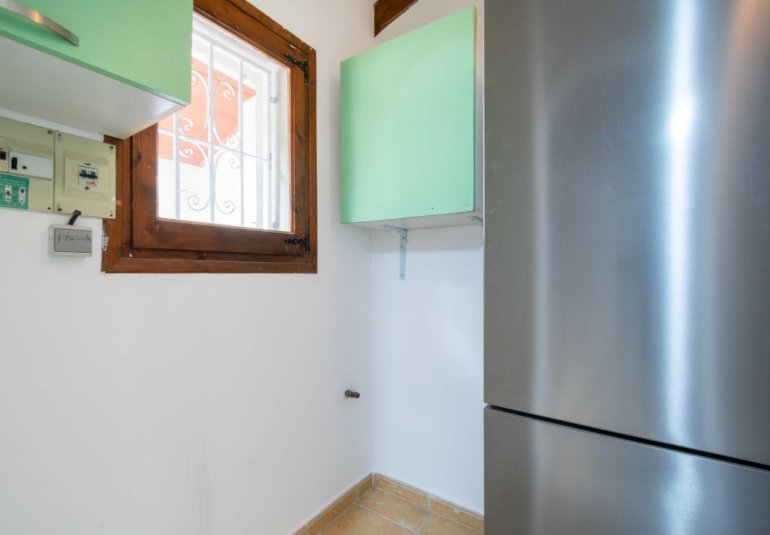 Herverkoop - Herenhuis -
La Nucía - La nucia