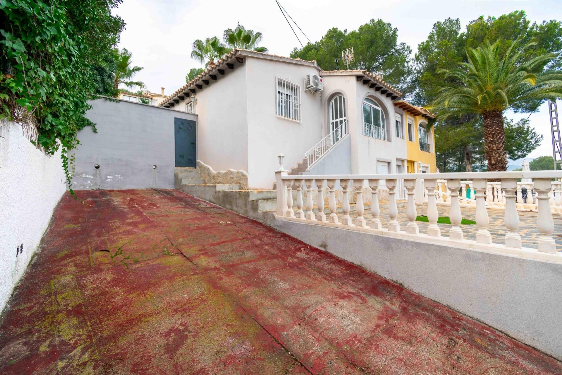 Herverkoop - Herenhuis -
La Nucía - La nucia