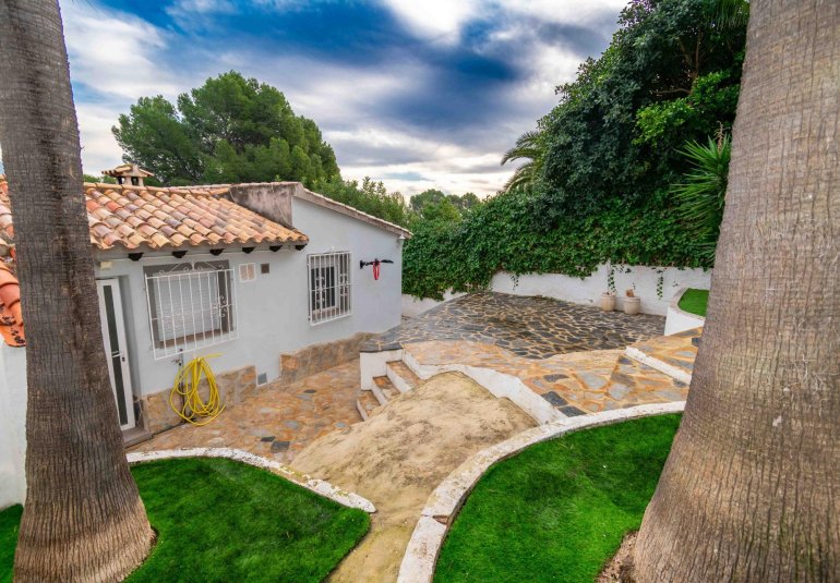 Herverkoop - Herenhuis -
La Nucía - La nucia