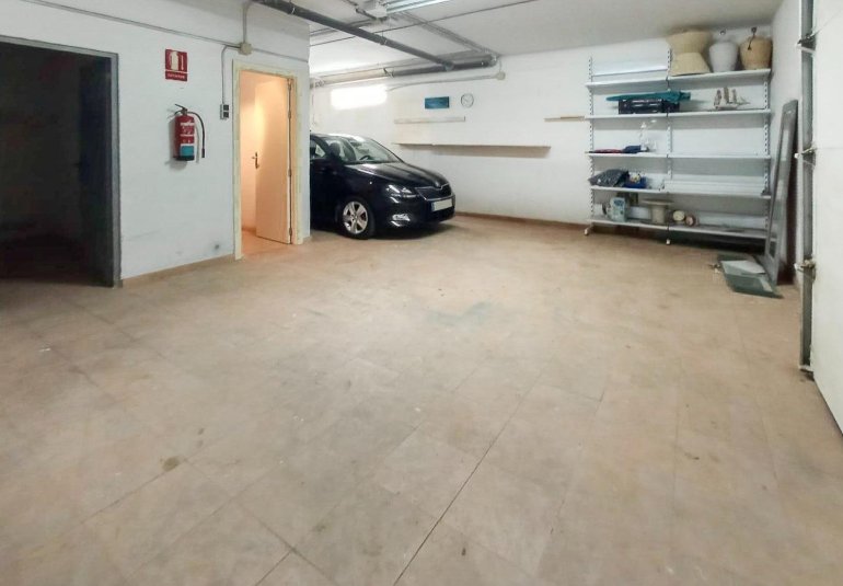 Herverkoop - Herenhuis -
La Nucía - La nucia