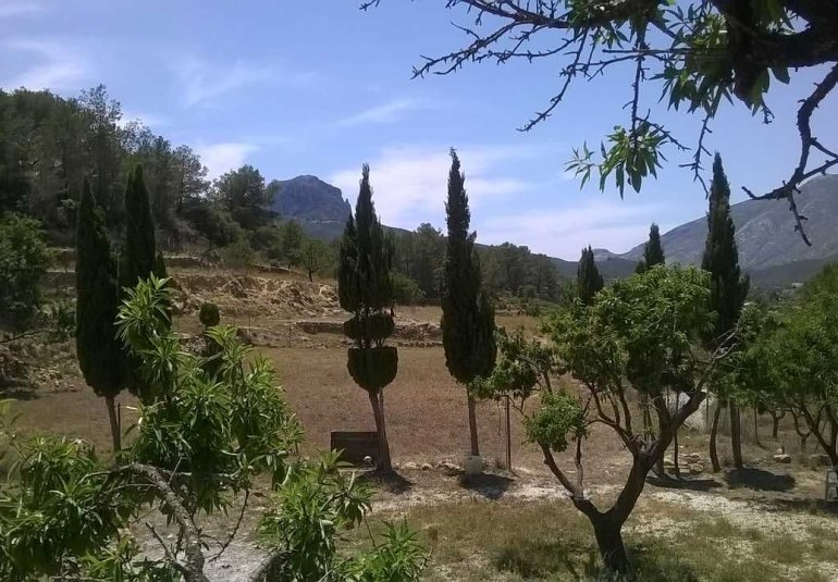 Herverkoop - Perceel / Grond -
Benissa