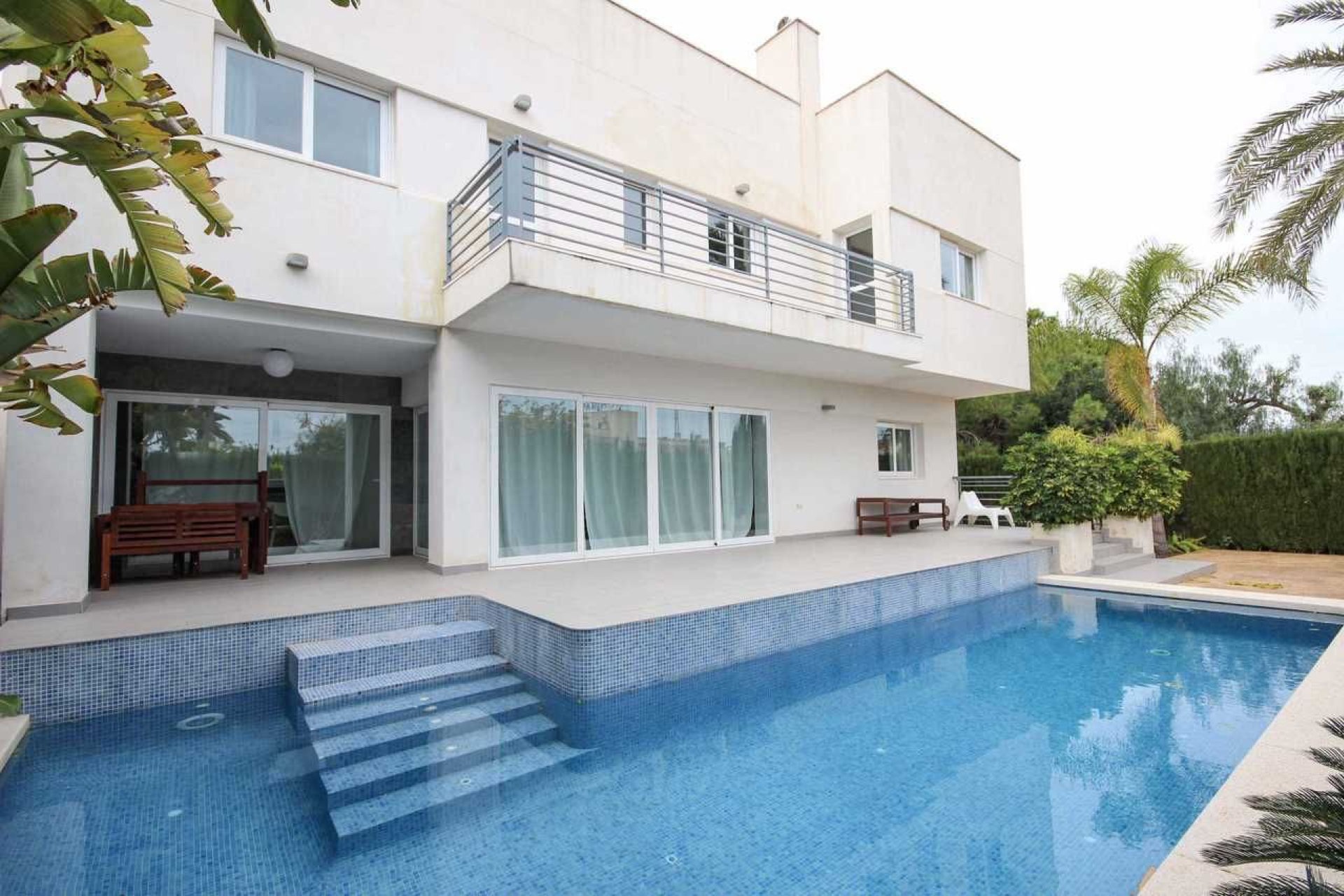 Herverkoop - Villa -
Alfaz del Pi - Albir