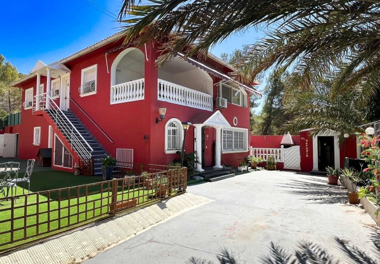 Herverkoop - Villa -
Alfaz del Pi - Albir