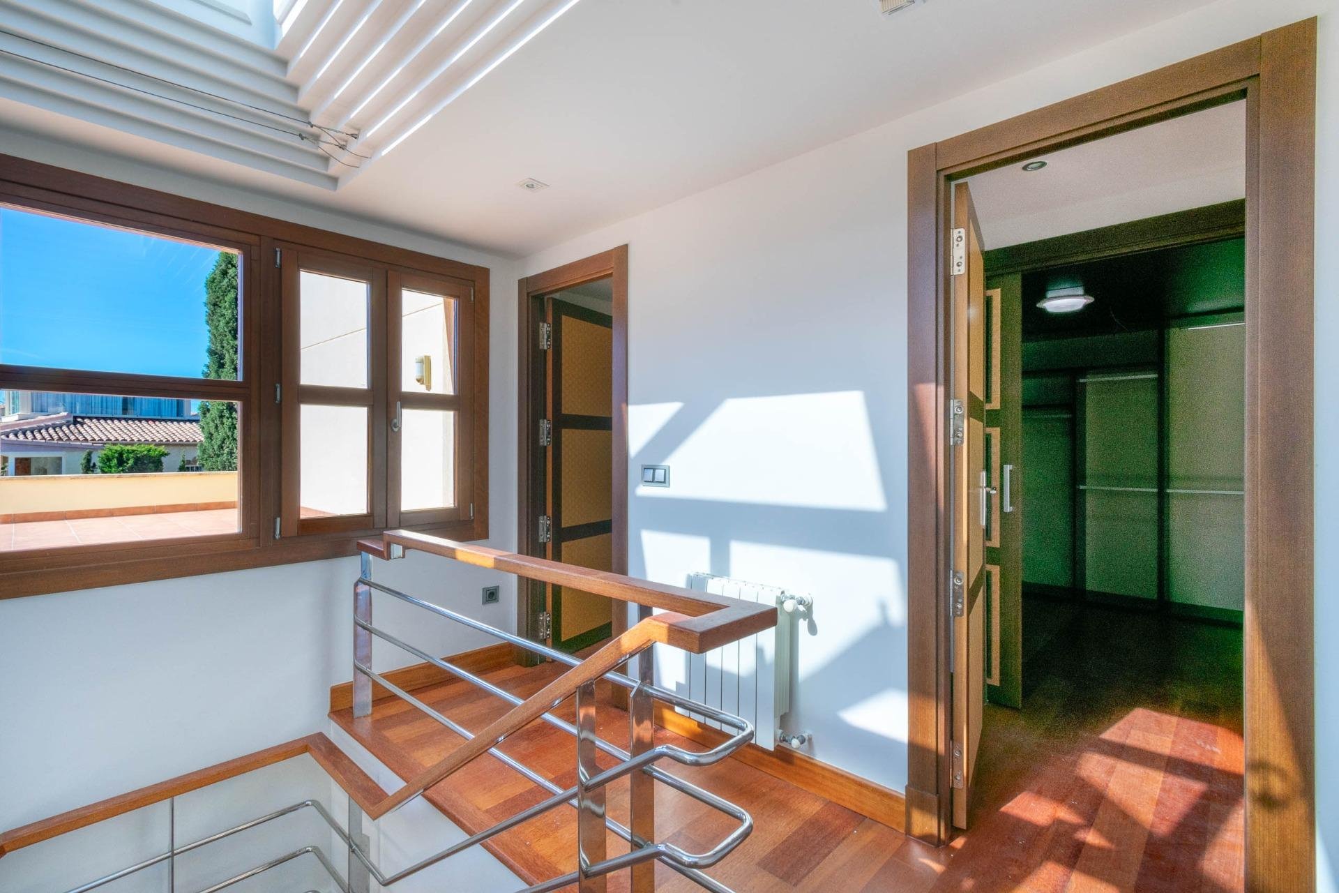 Herverkoop - Villa -
Alfaz del Pi - Albir