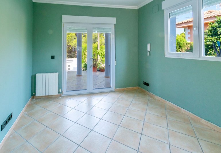 Herverkoop - Villa -
Alfaz del Pi - Albir