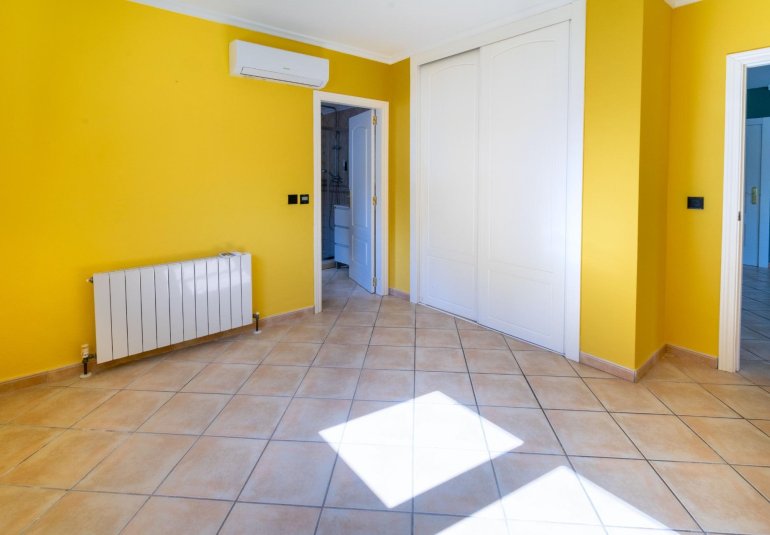 Herverkoop - Villa -
Alfaz del Pi - Albir