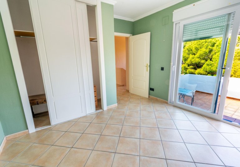 Herverkoop - Villa -
Alfaz del Pi - Albir