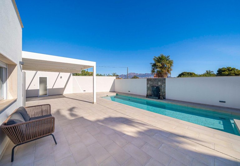 Herverkoop - Villa -
Alfaz del Pi - Albir