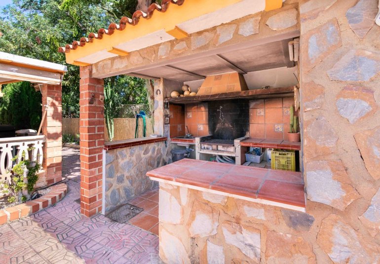 Herverkoop - Villa -
Alfaz del Pi - Albir