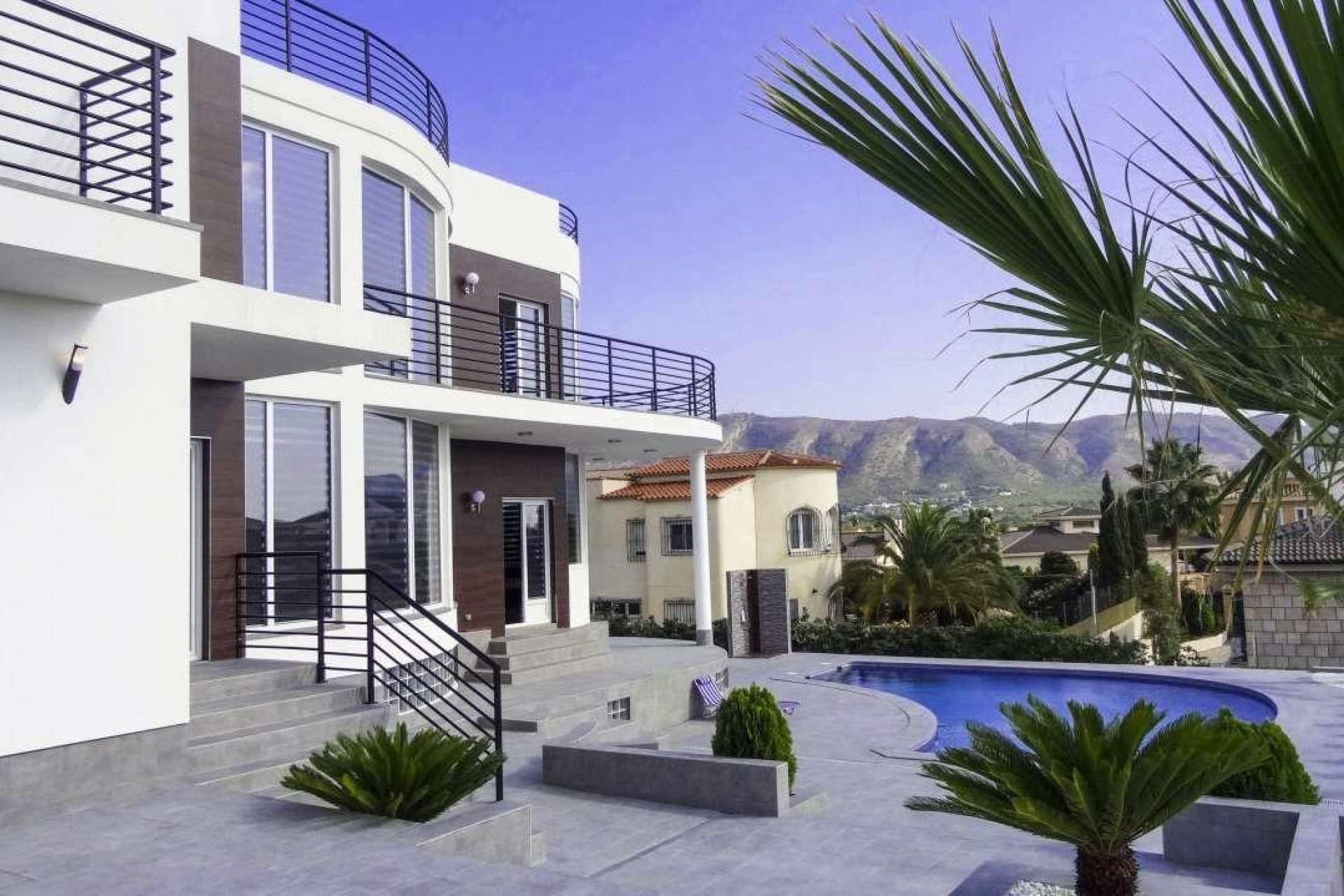 Herverkoop - Villa -
Alfaz del Pi