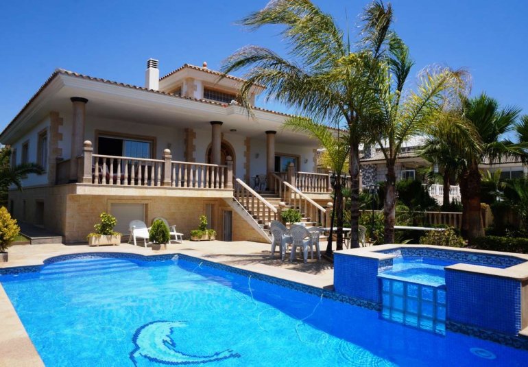 Herverkoop - Villa -
Alfaz del Pi