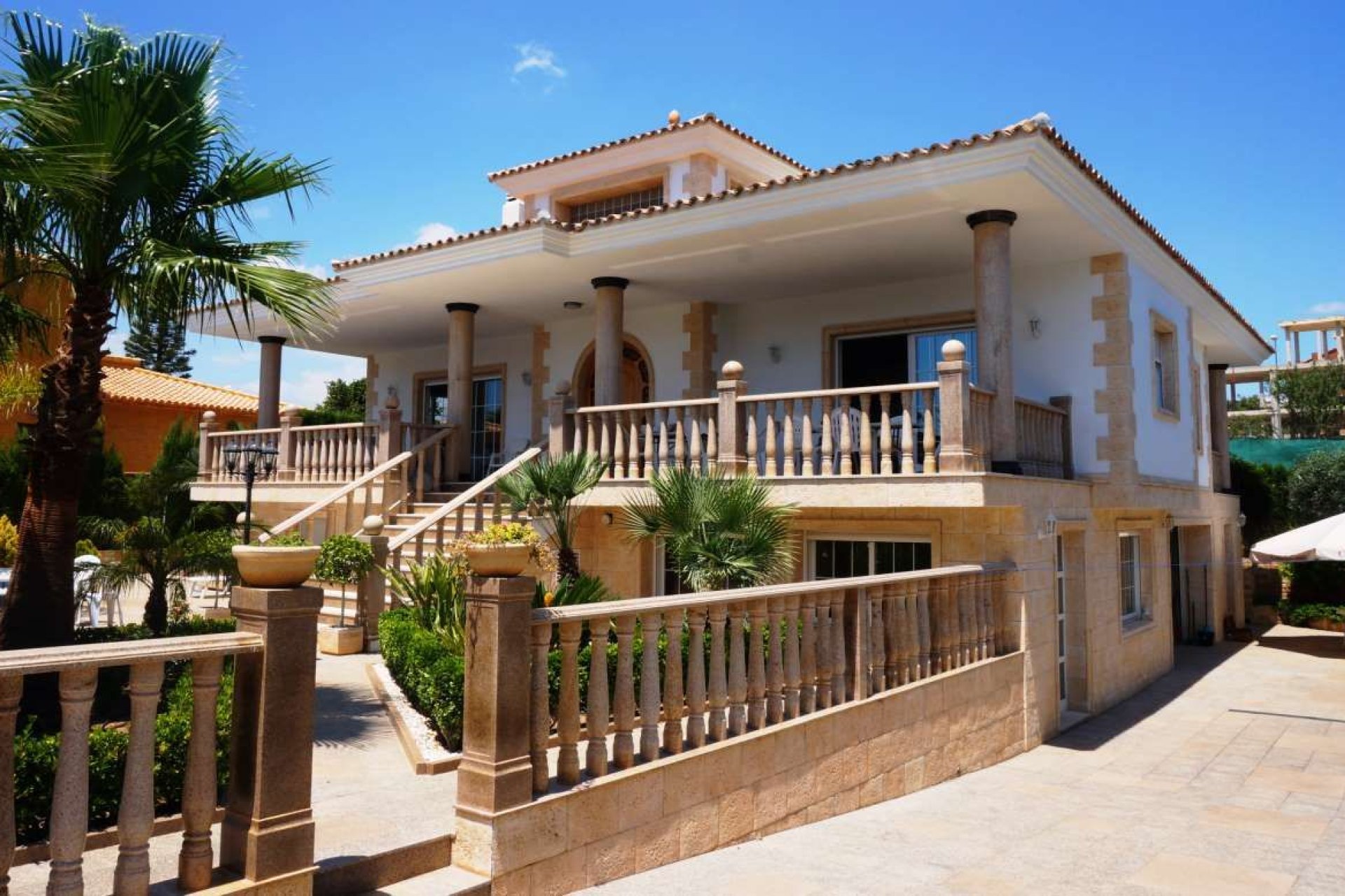 Herverkoop - Villa -
Alfaz del Pi