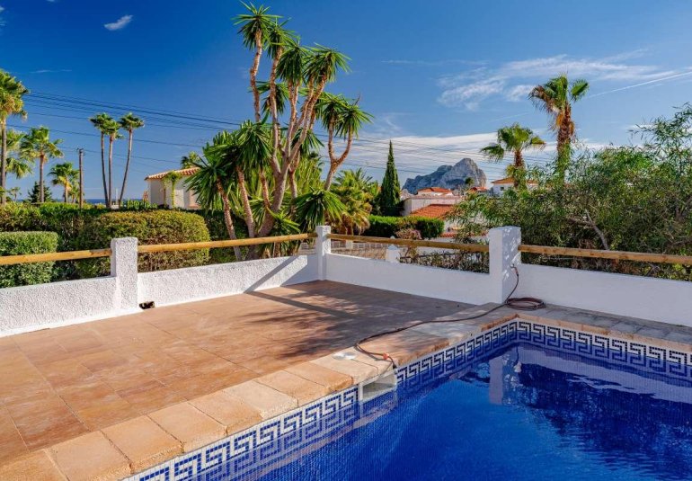 Herverkoop - Villa -
Calpe - Cometa III