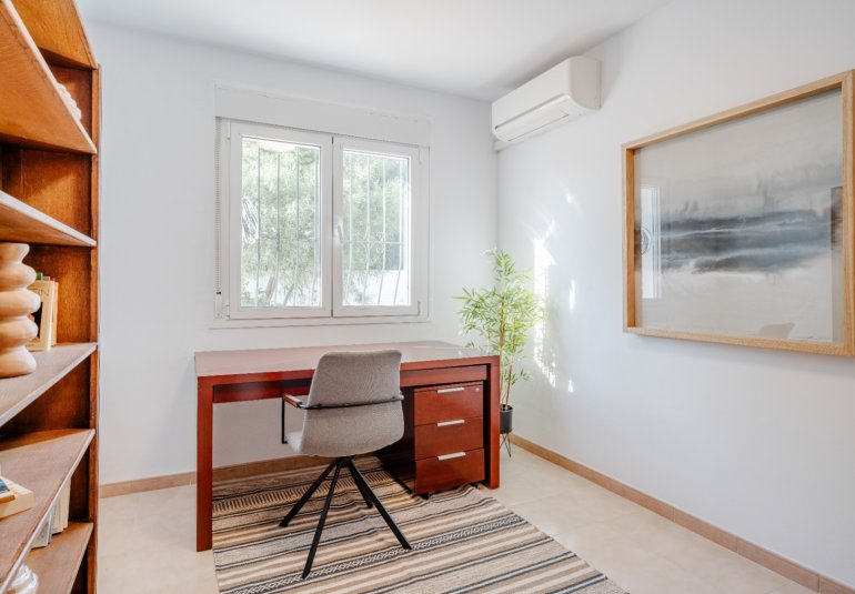 Herverkoop - Villa -
Calpe - Cometa III