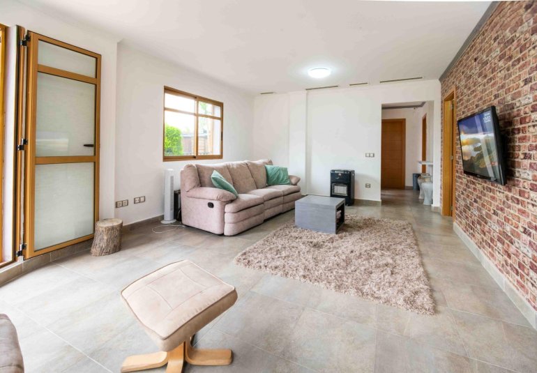 Herverkoop - Villa -
Finestrat