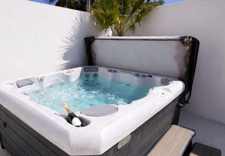 Herverkoop - Villa -
La Nucía - La nucia