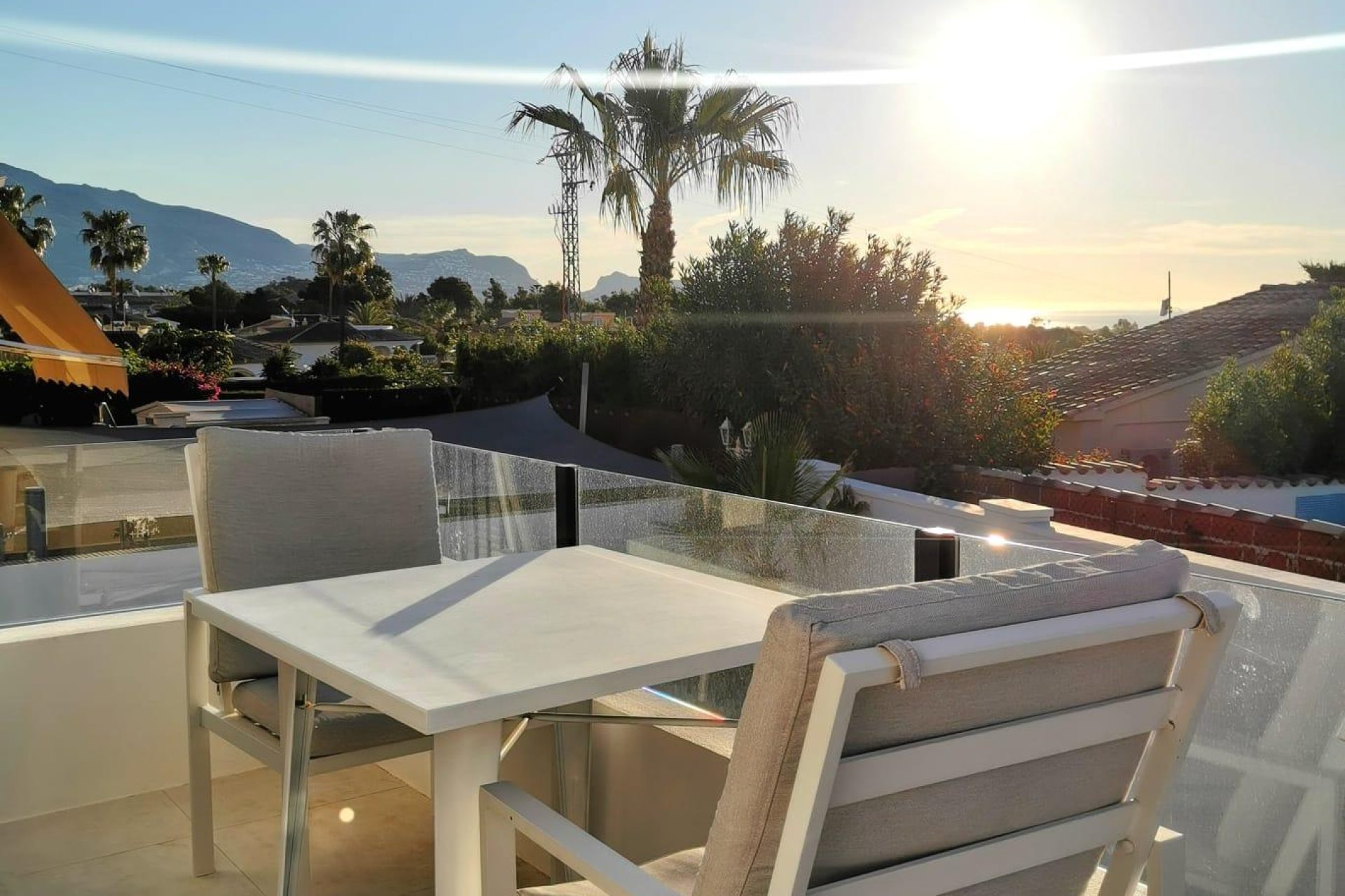 Herverkoop - Villa -
La Nucía - La nucia