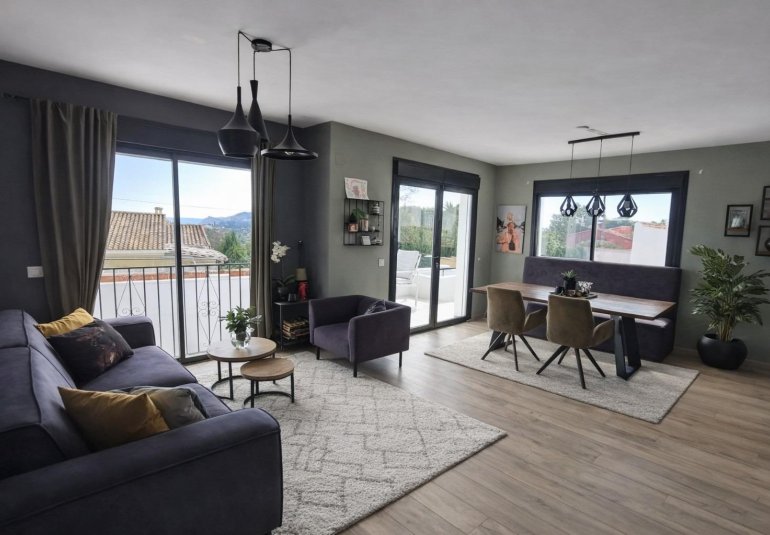 Herverkoop - Villa -
La Nucía - La nucia