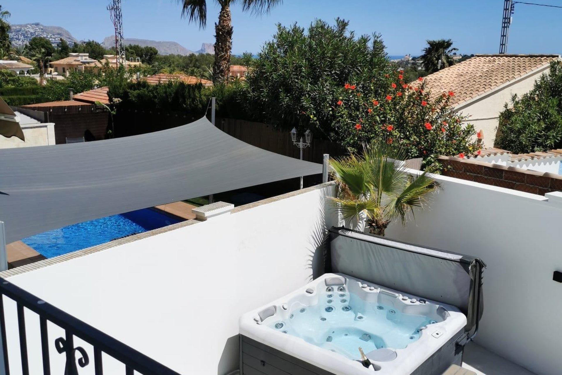 Herverkoop - Villa -
La Nucía - La nucia