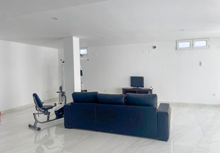 Herverkoop - Villa -
La Nucía - La nucia