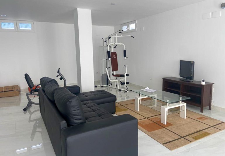 Herverkoop - Villa -
La Nucía - La nucia