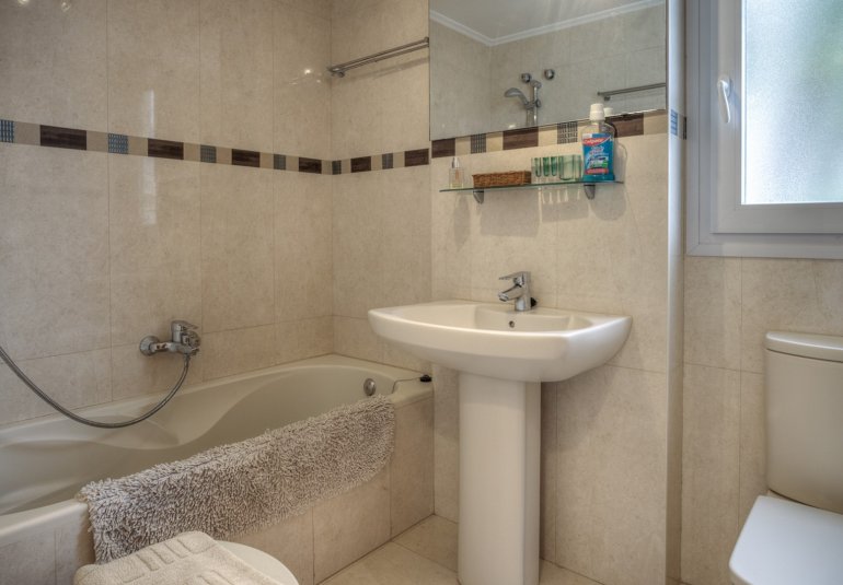 Herverkoop - Villa -
Moraira - Sabatera