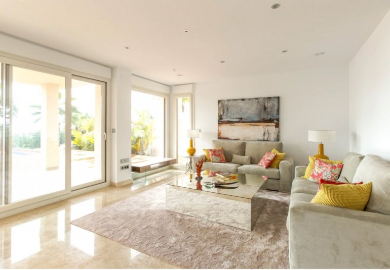 Herverkoop - Villa -
Moraira