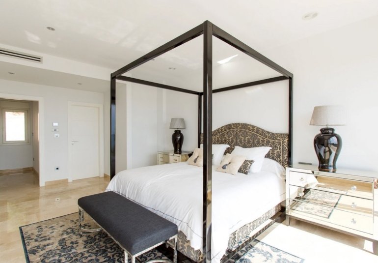Herverkoop - Villa -
Moraira