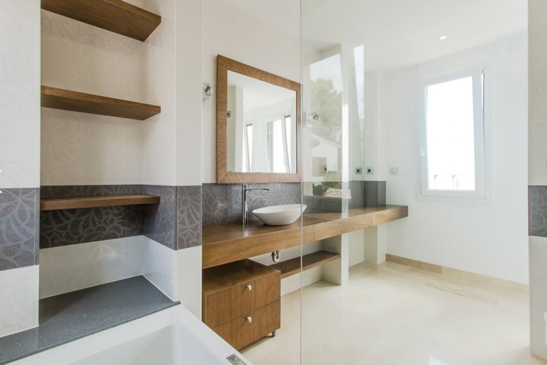 Herverkoop - Villa -
Moraira