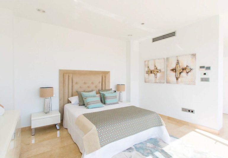 Herverkoop - Villa -
Moraira