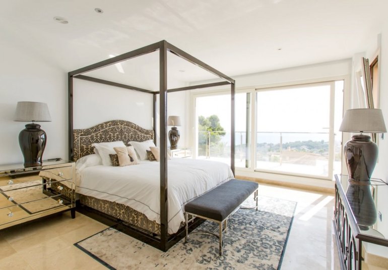 Herverkoop - Villa -
Moraira
