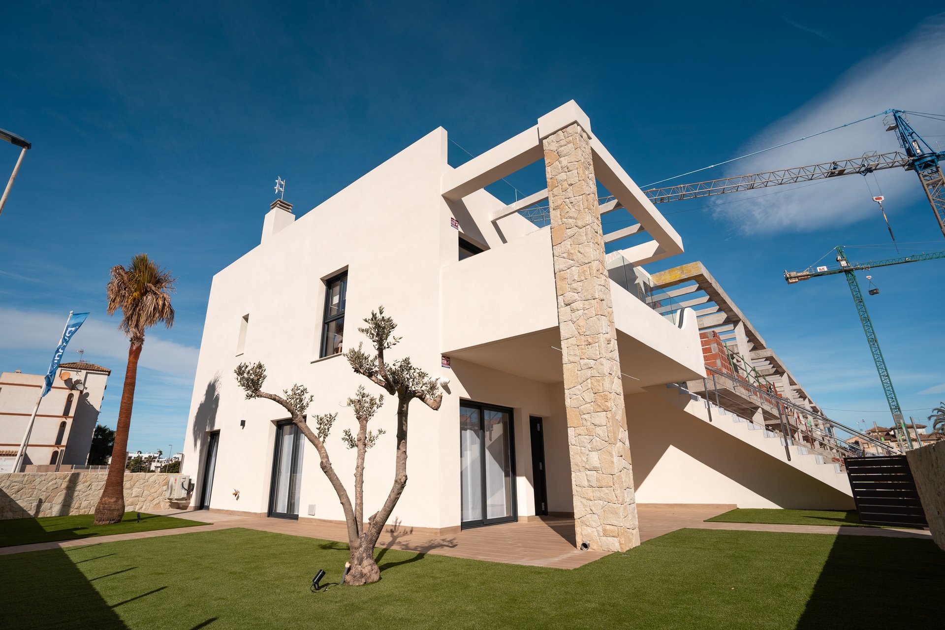 Neue Gebäude - Bungalow -
Pilar de la Horadada