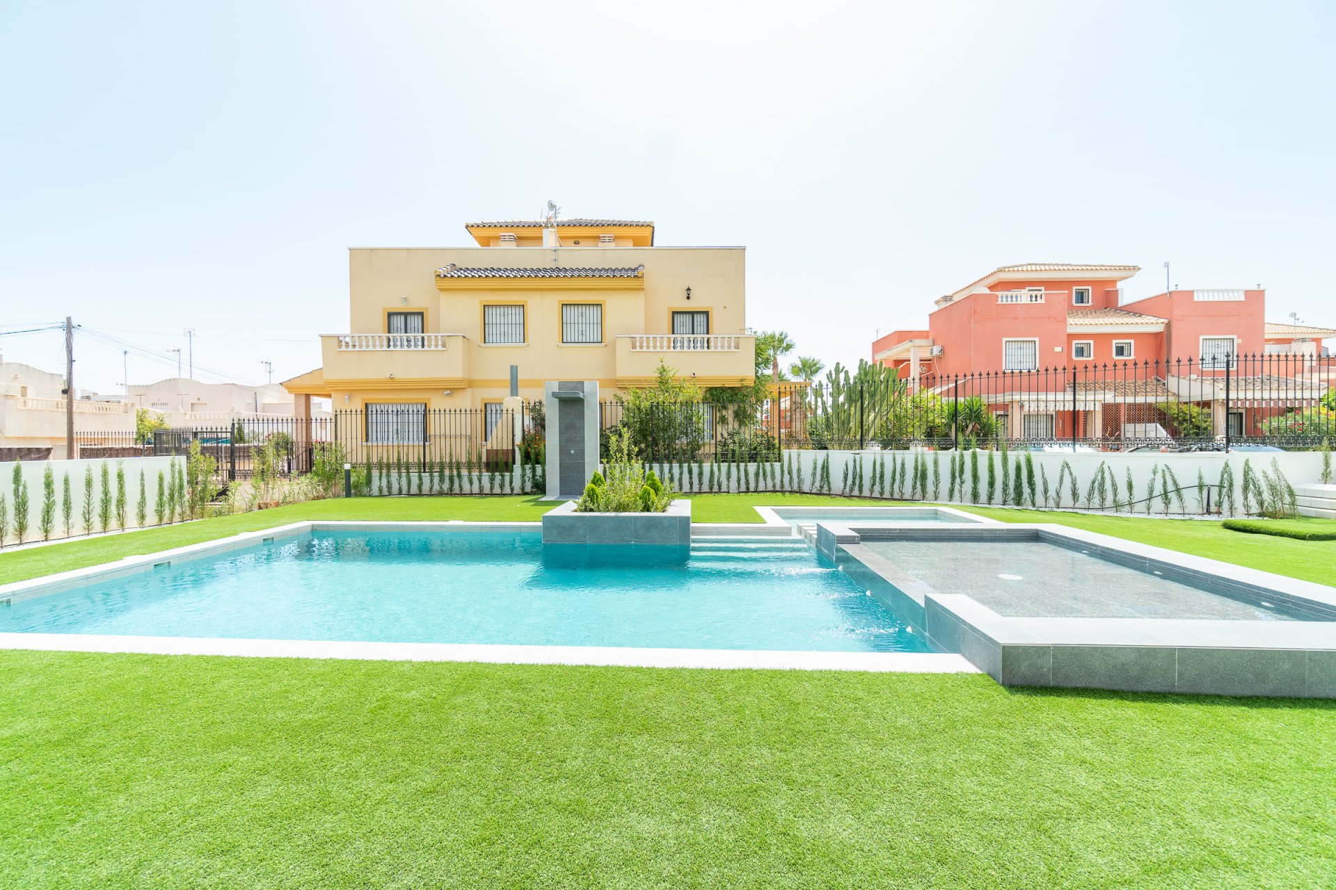 Neue Gebäude - Bungalow -
Torrevieja