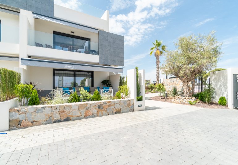 Neue Gebäude - Bungalow -
Torrevieja