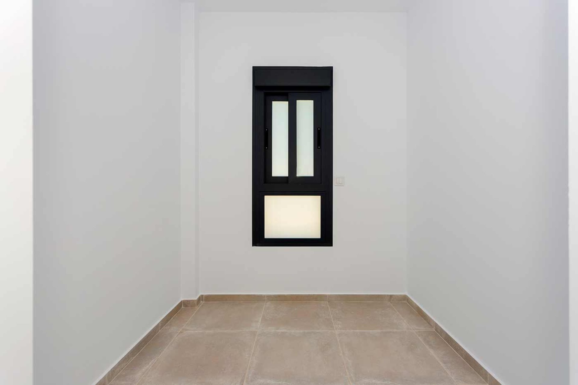 Neue Gebäude - detached -
Daya Nueva