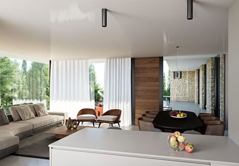 Neue Gebäude - detached -
El Chaparral