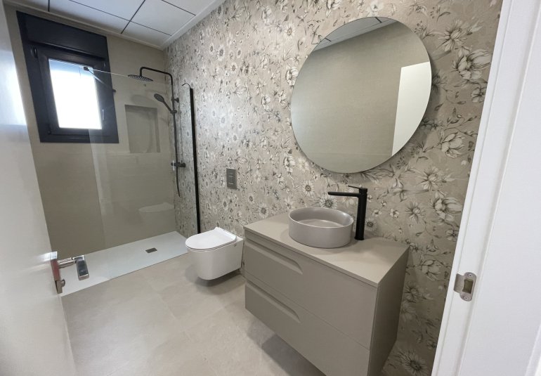 Neue Gebäude - detached -
Heredades