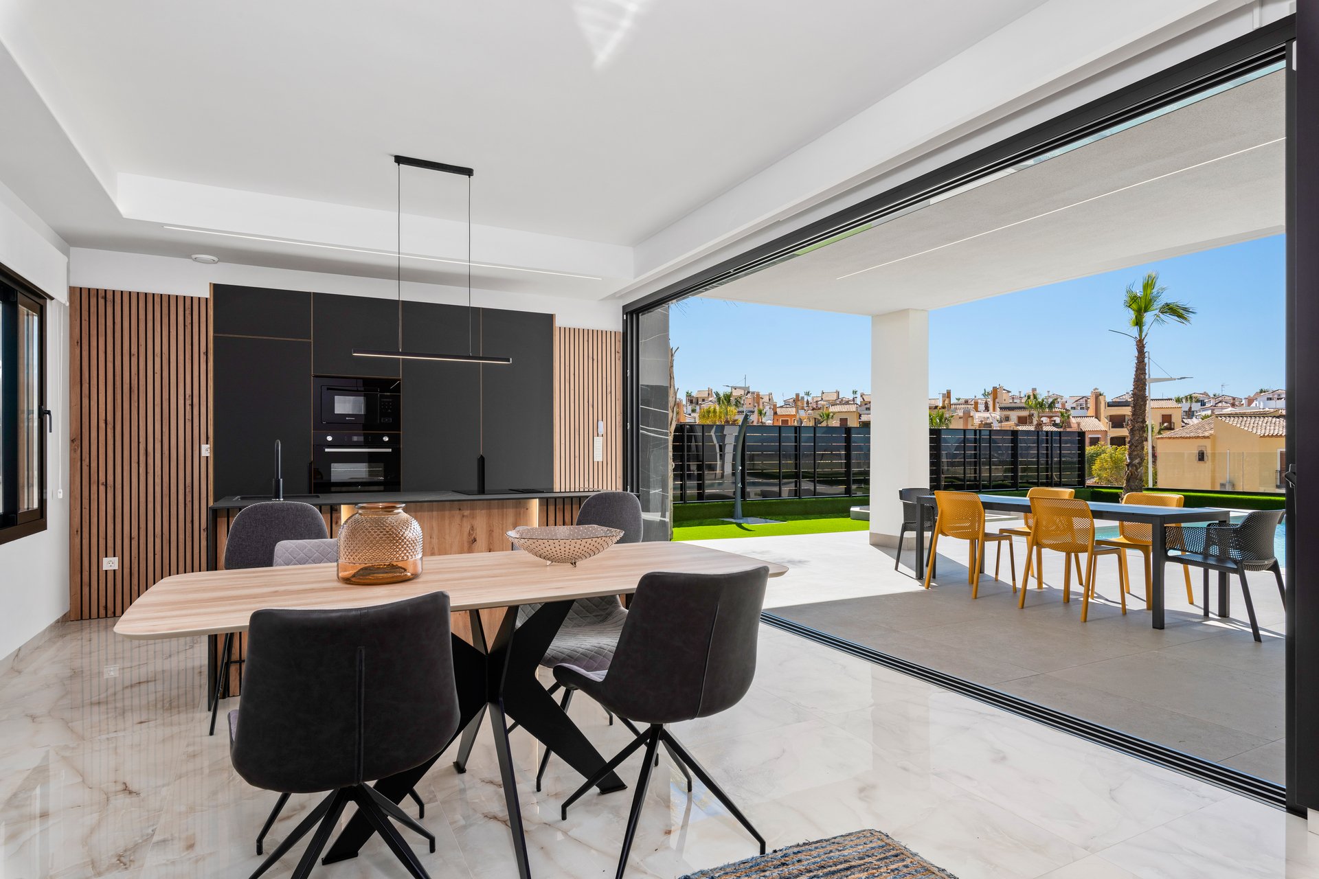 Neue Gebäude - detached -
La Finca Golf