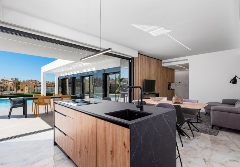 Neue Gebäude - detached -
La Finca Golf