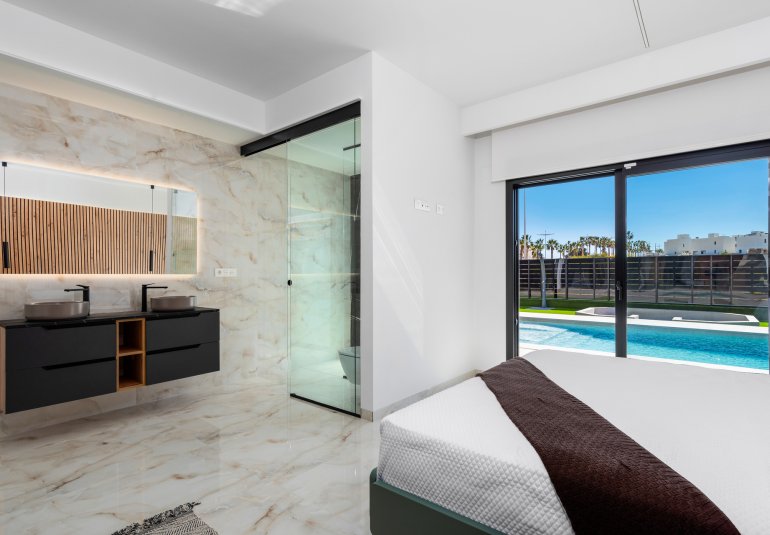 Neue Gebäude - detached -
La Finca Golf