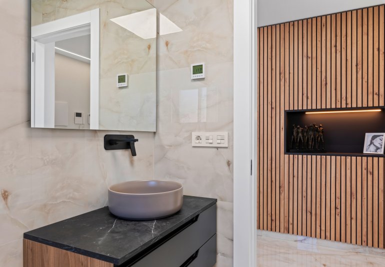 Neue Gebäude - detached -
La Finca Golf